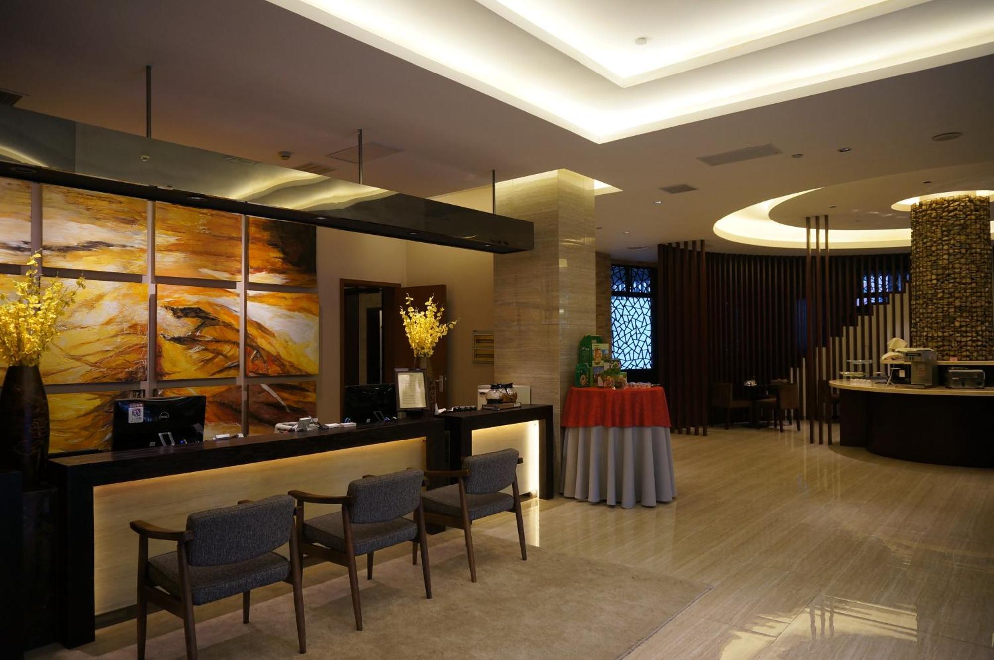 Hotel Baolong Homelike - Changxing Branch Shanghai